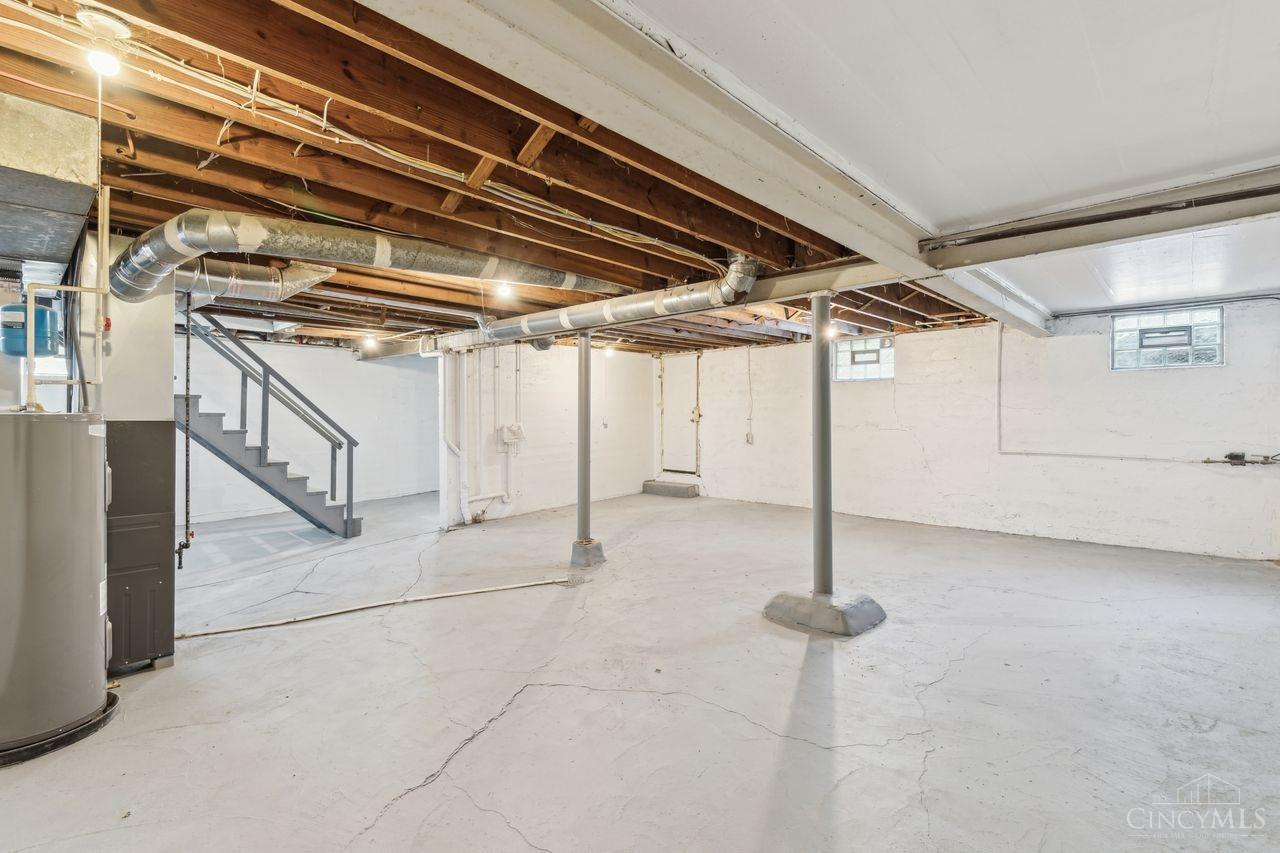 1666 Dewey Avenue