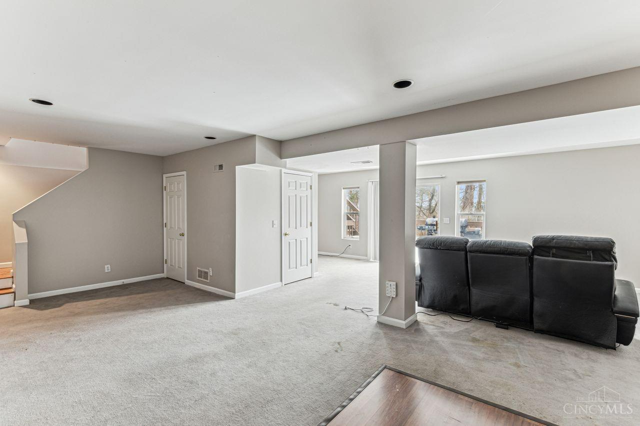 10860 Shadow Glen Drive