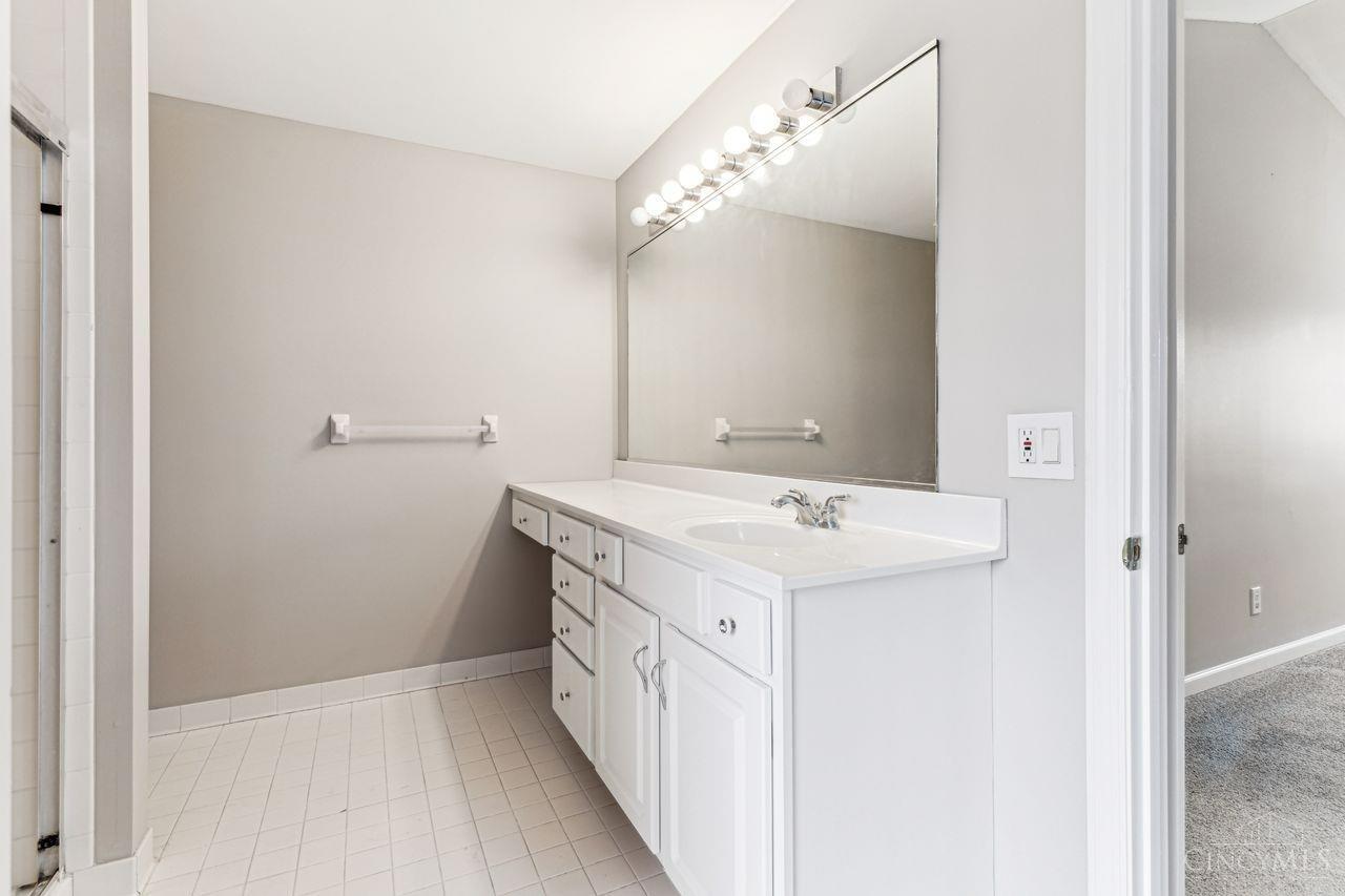 10860 Shadow Glen Drive