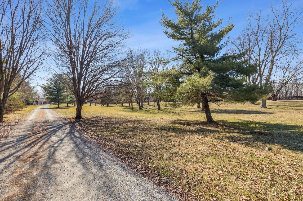 1865 S St Rt 123