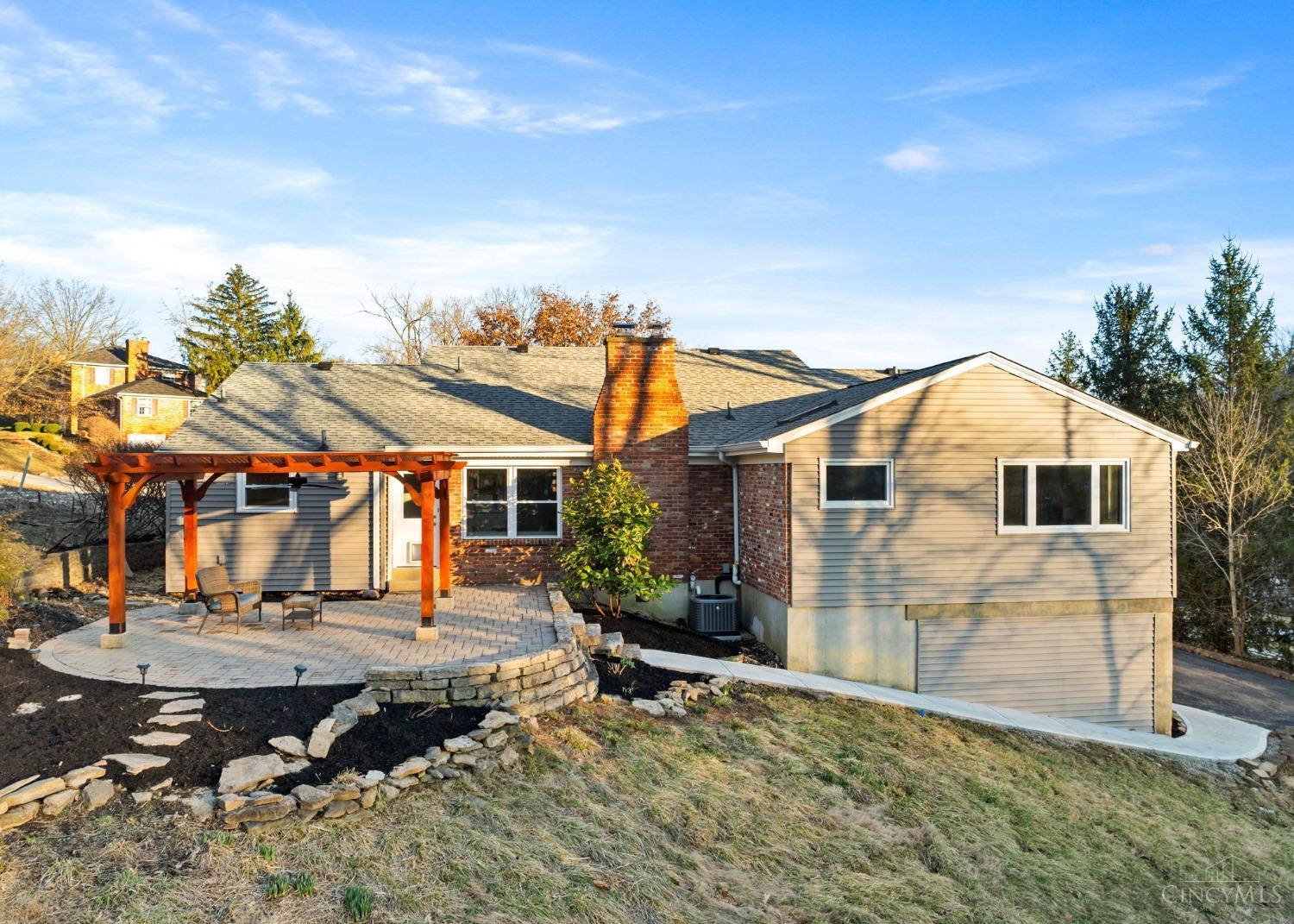1007 Grandin Ridge Drive