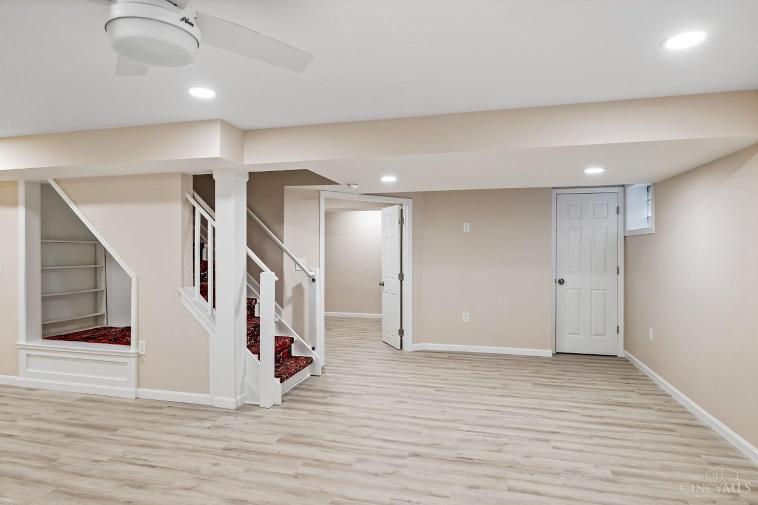 1007 Grandin Ridge Drive