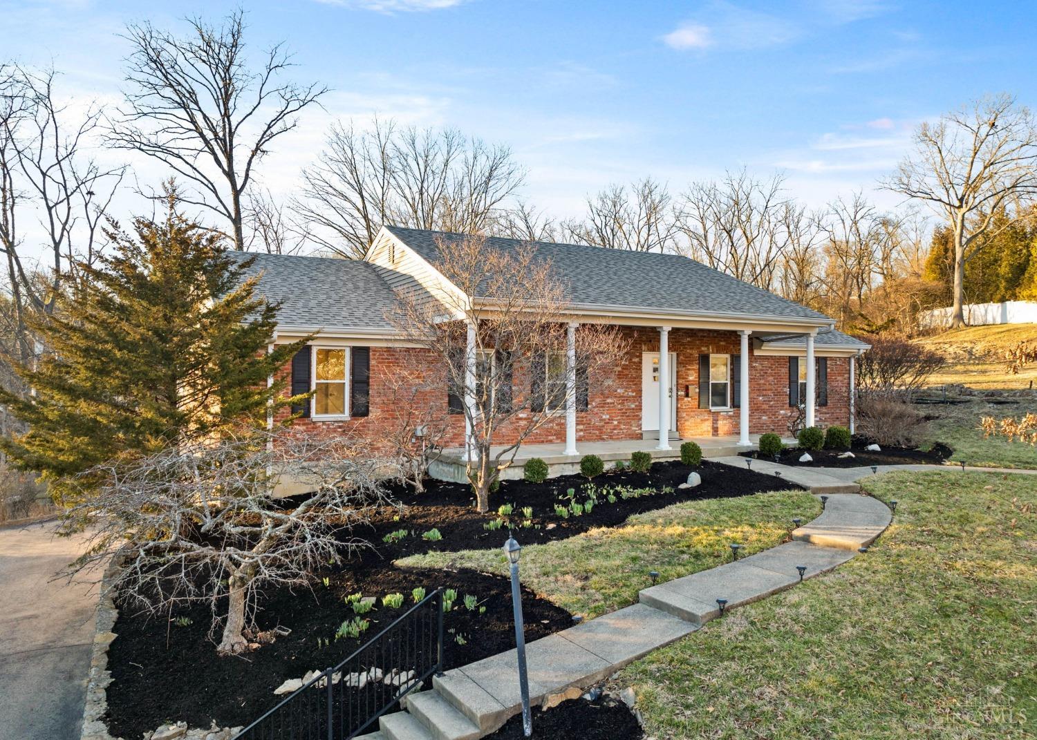 1007 Grandin Ridge Drive