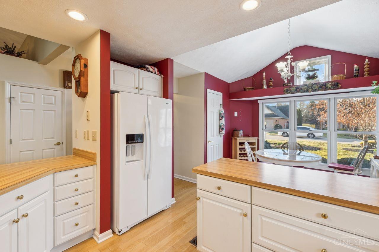 12 Hathaway Commons Drive