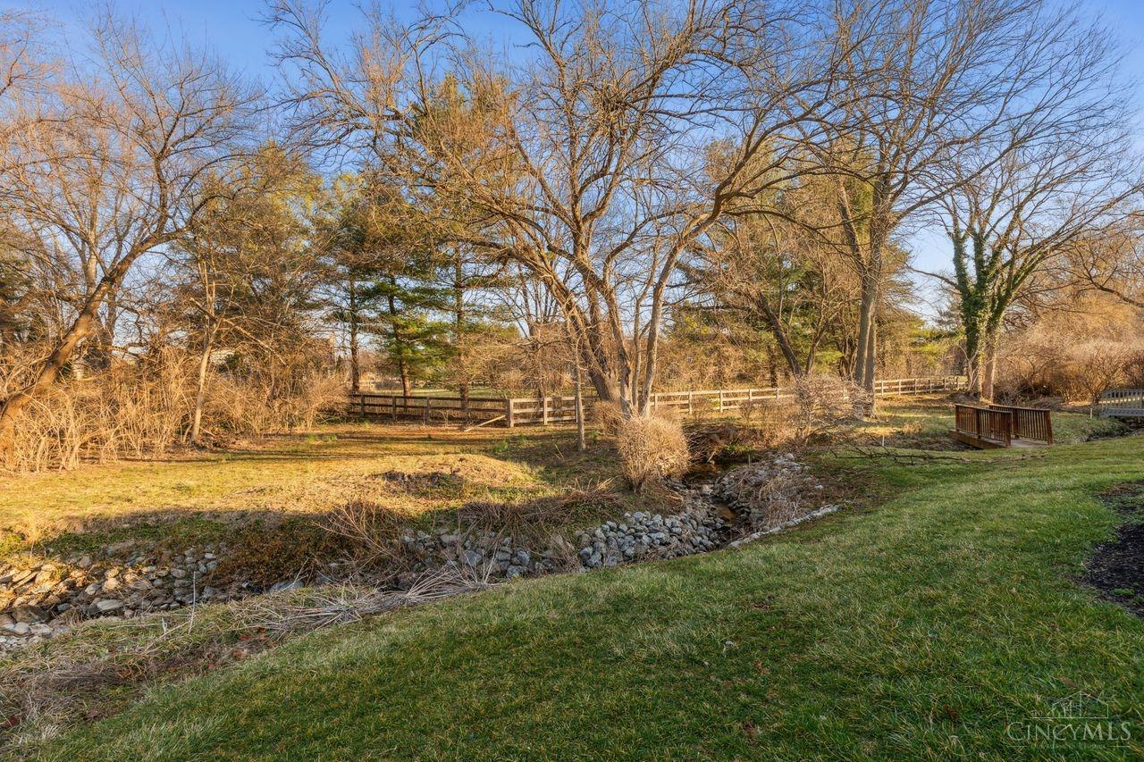 12 Hathaway Commons Drive