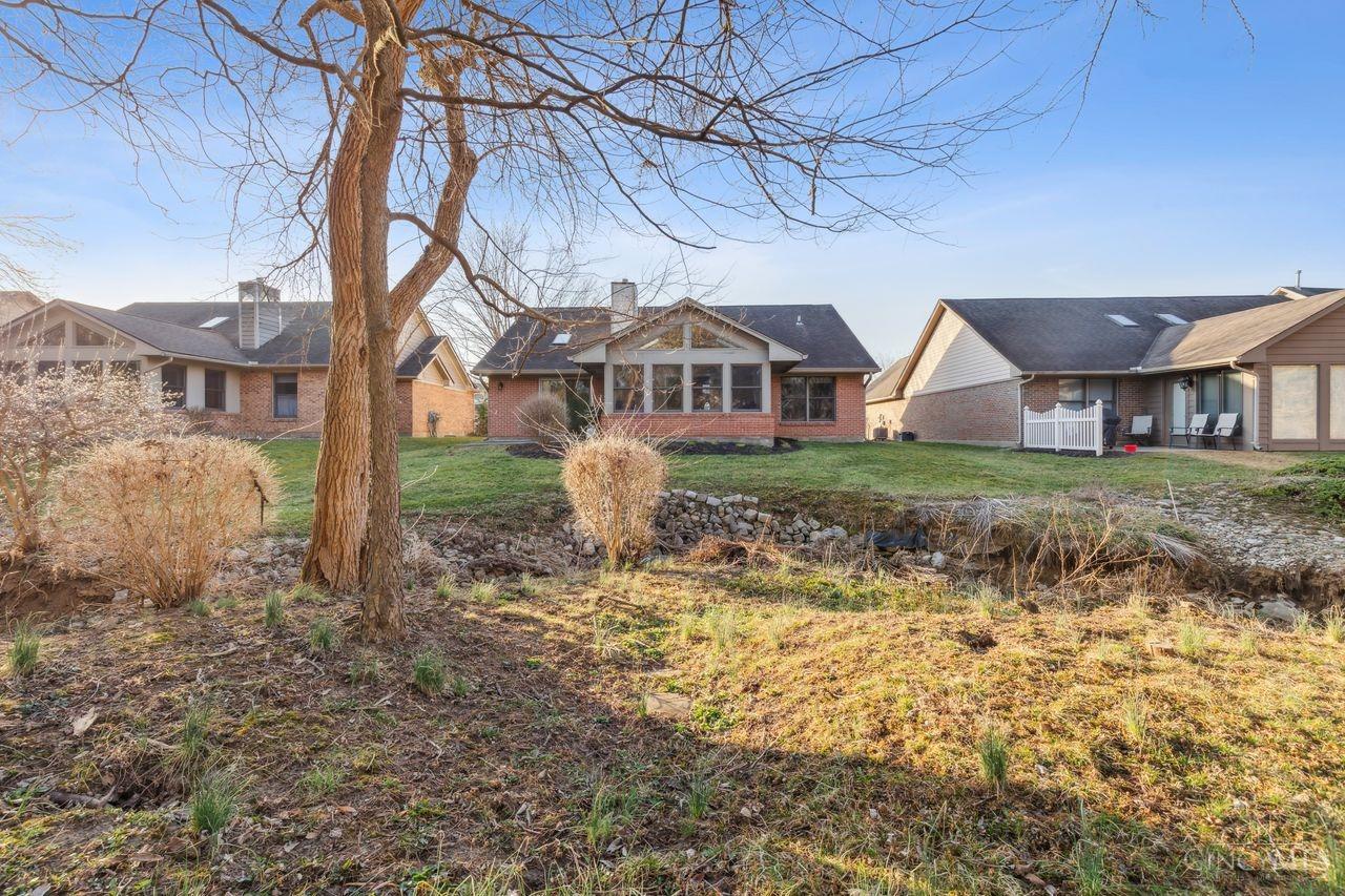12 Hathaway Commons Drive