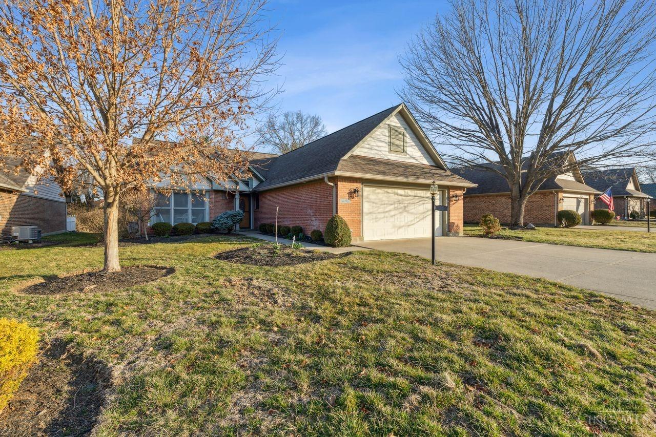 12 Hathaway Commons Drive