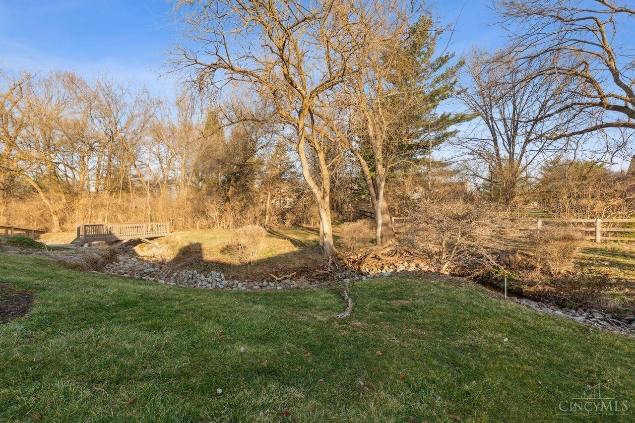12 Hathaway Commons Drive