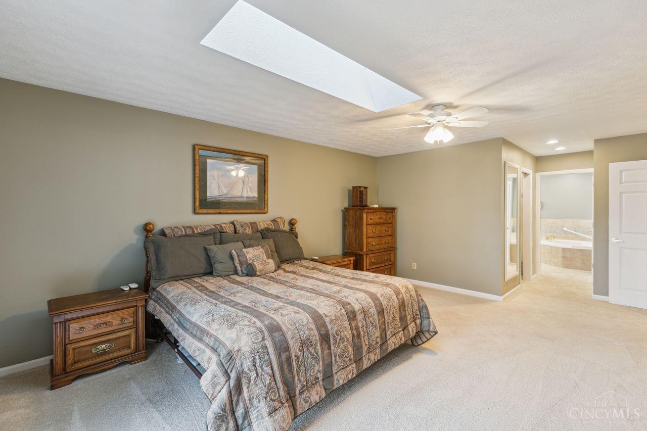 12 Hathaway Commons Drive