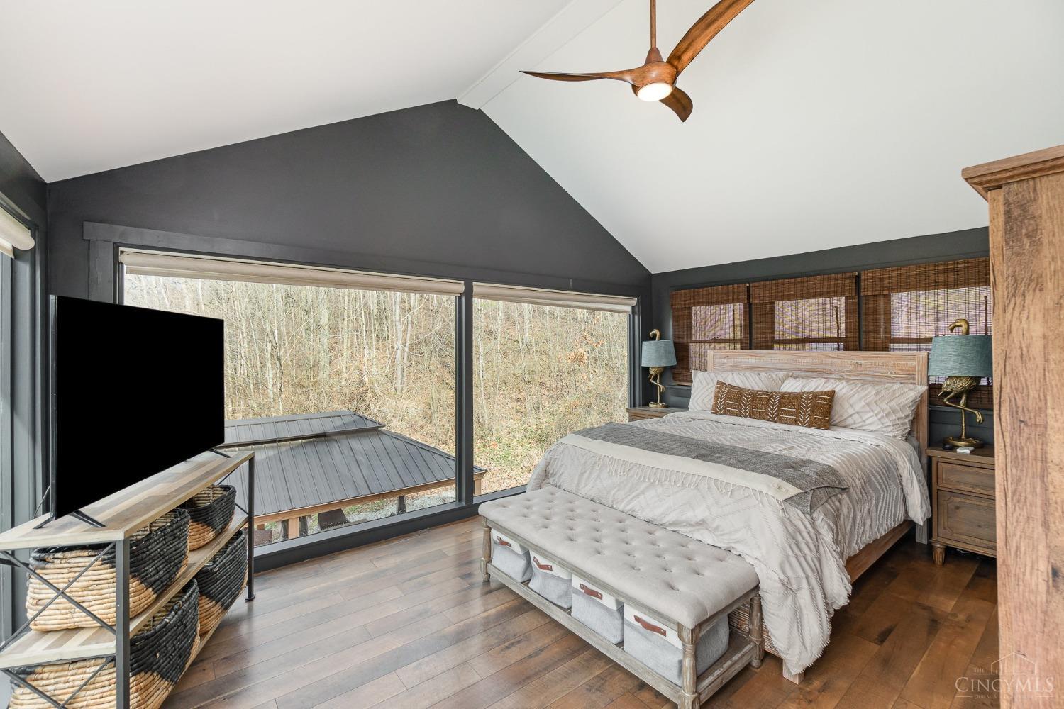 1284 E County Road 200 N