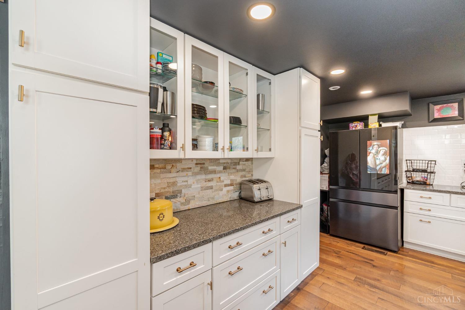1284 E County Road 200 N