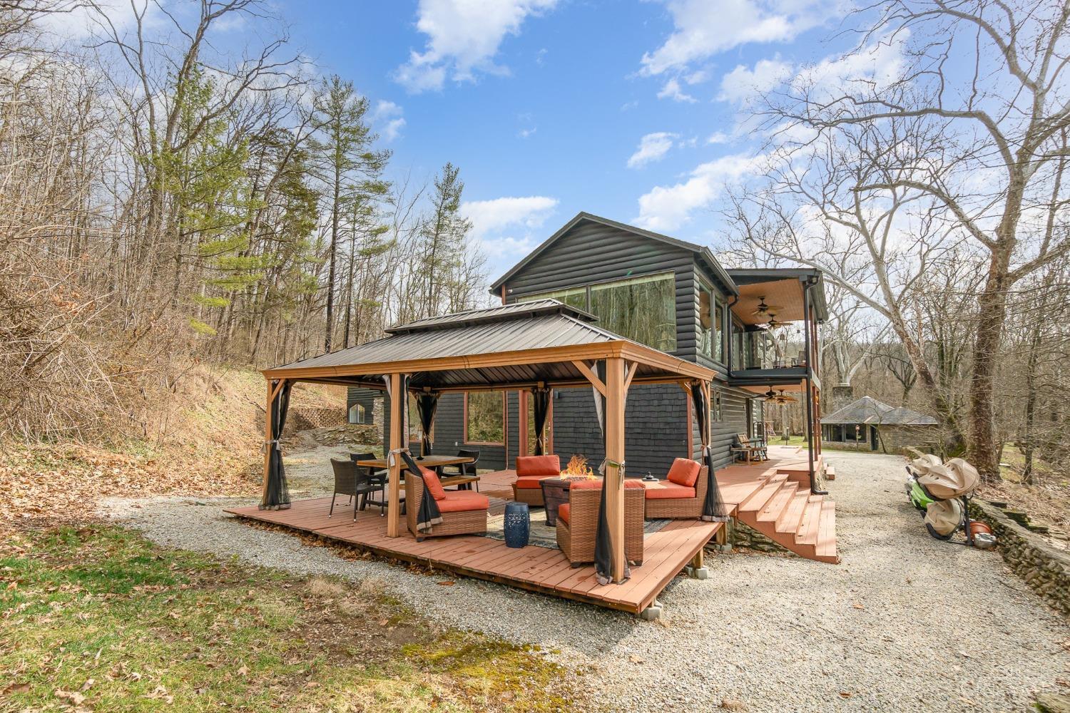 1284 E County Road 200 N