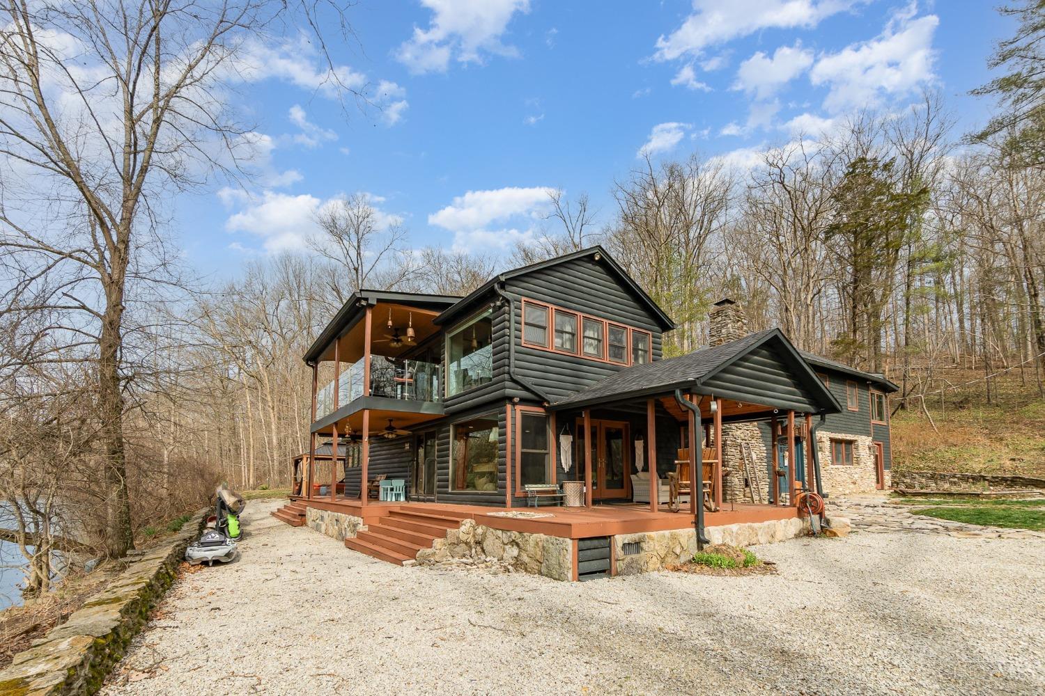 1284 E County Road 200 N