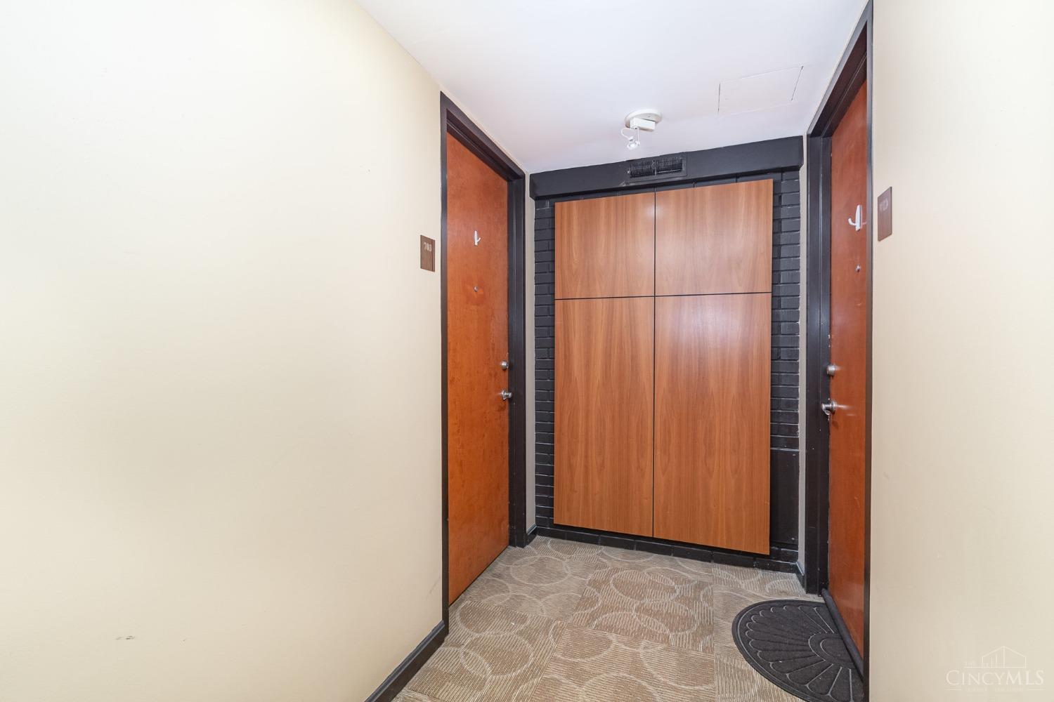 810 Matson Place 703
