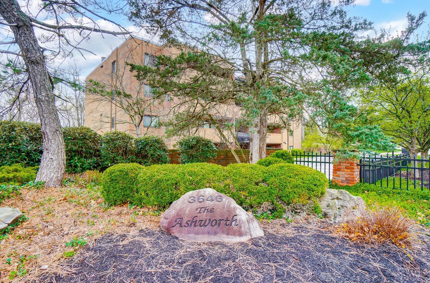 3646 Ashworth Drive 405