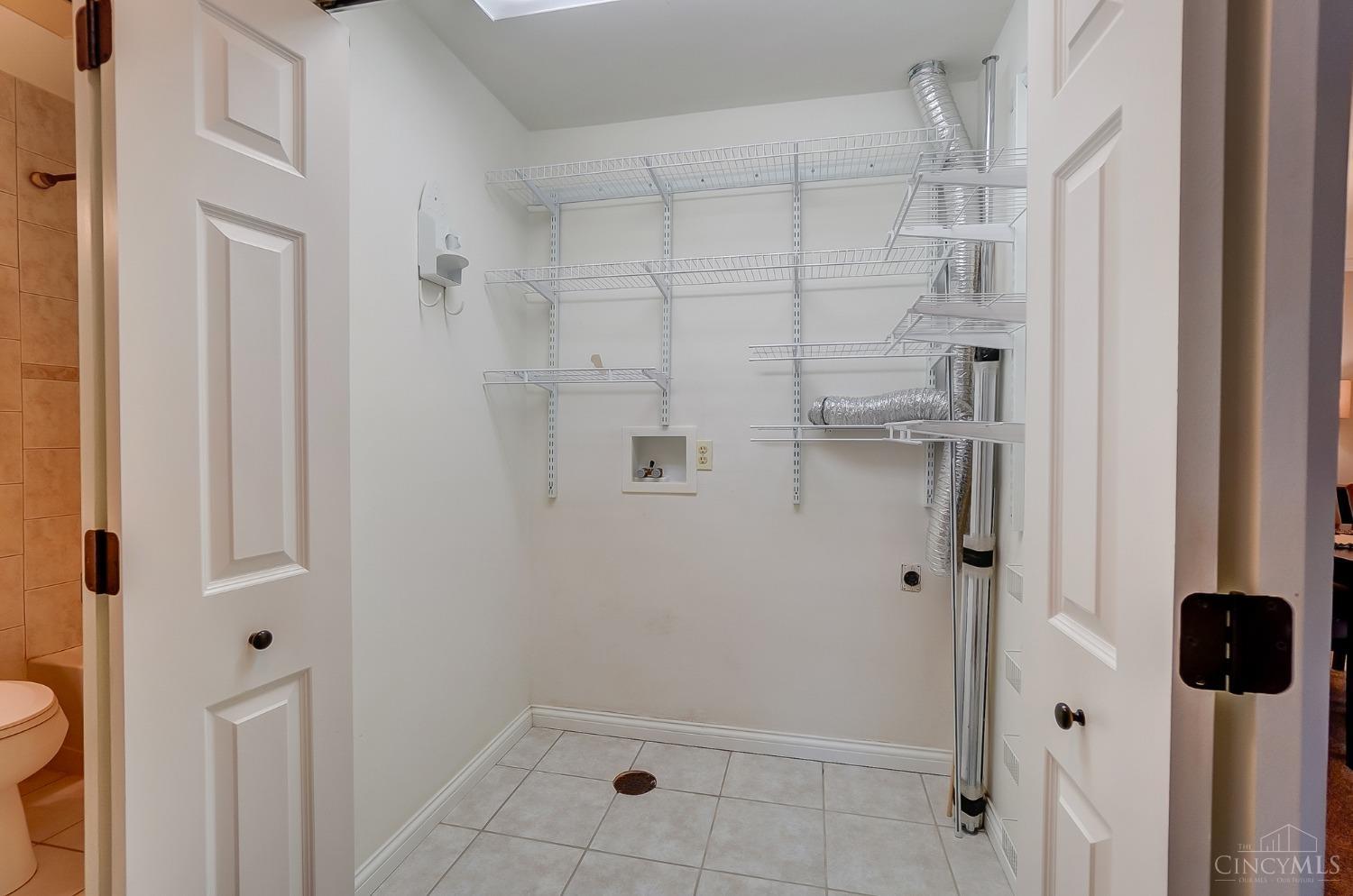 3646 Ashworth Drive 405