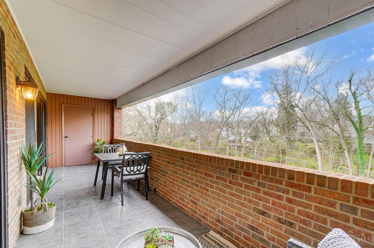 3646 Ashworth Drive 405