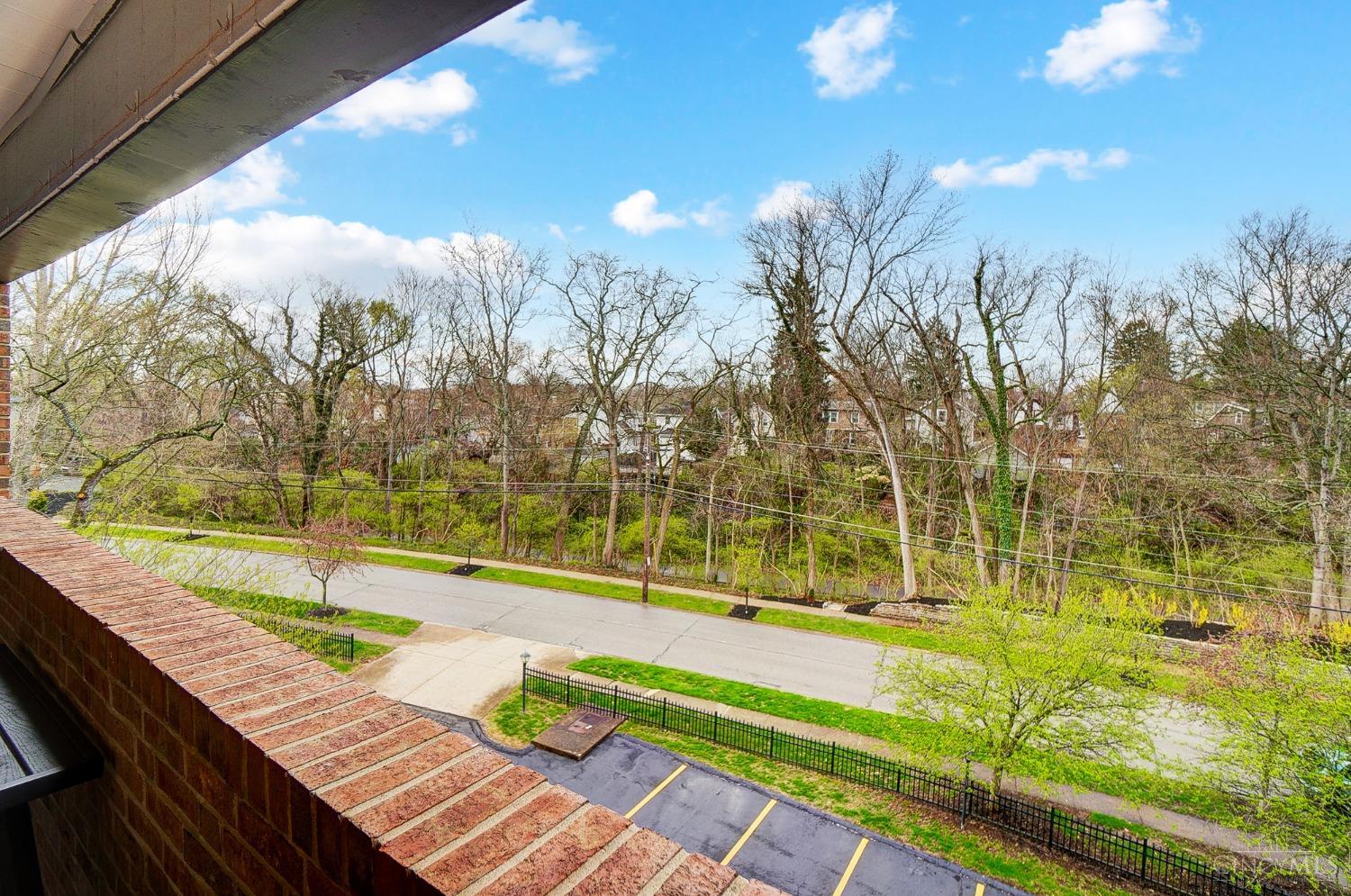 3646 Ashworth Drive 405
