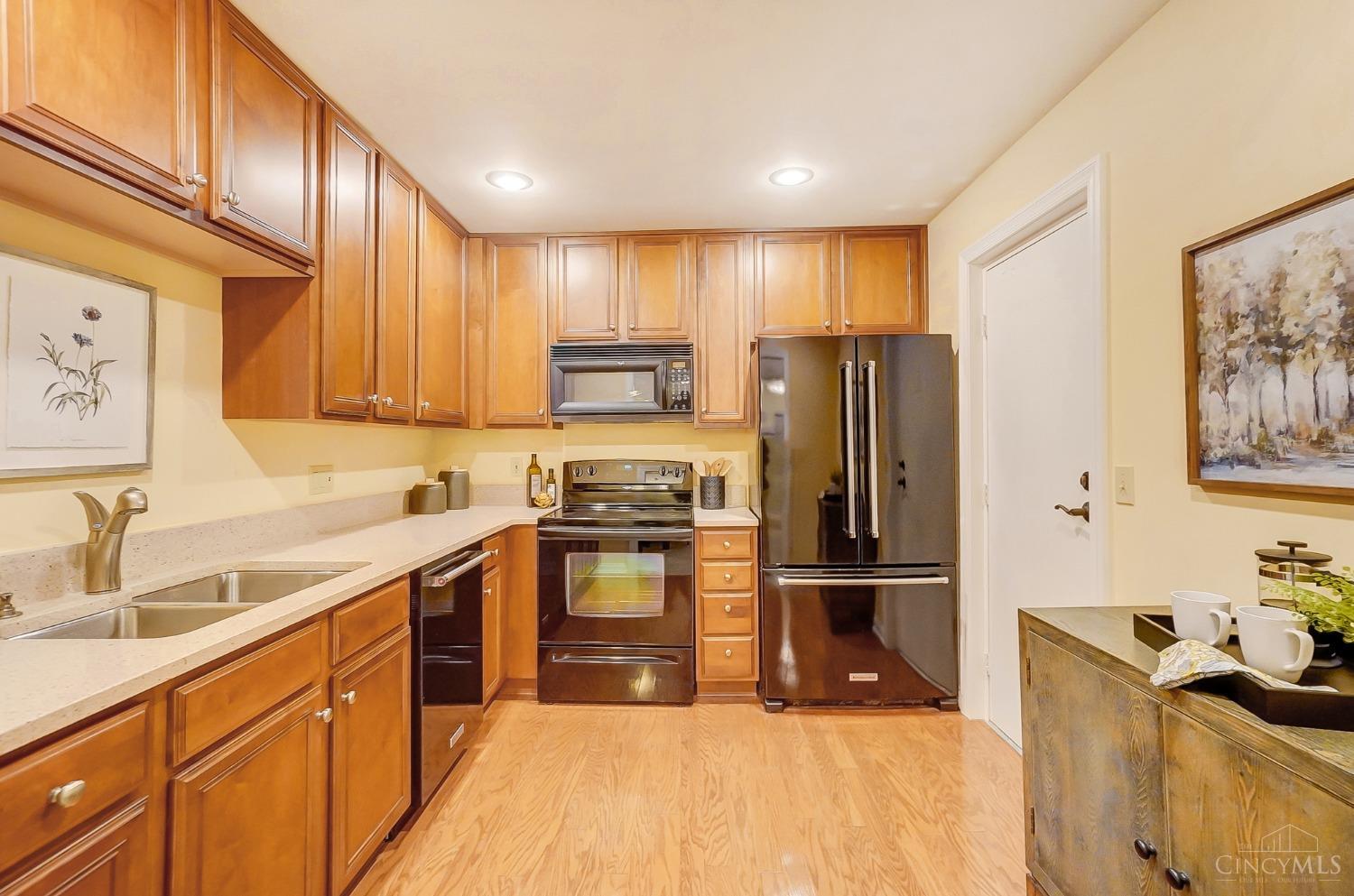 3646 Ashworth Drive 405