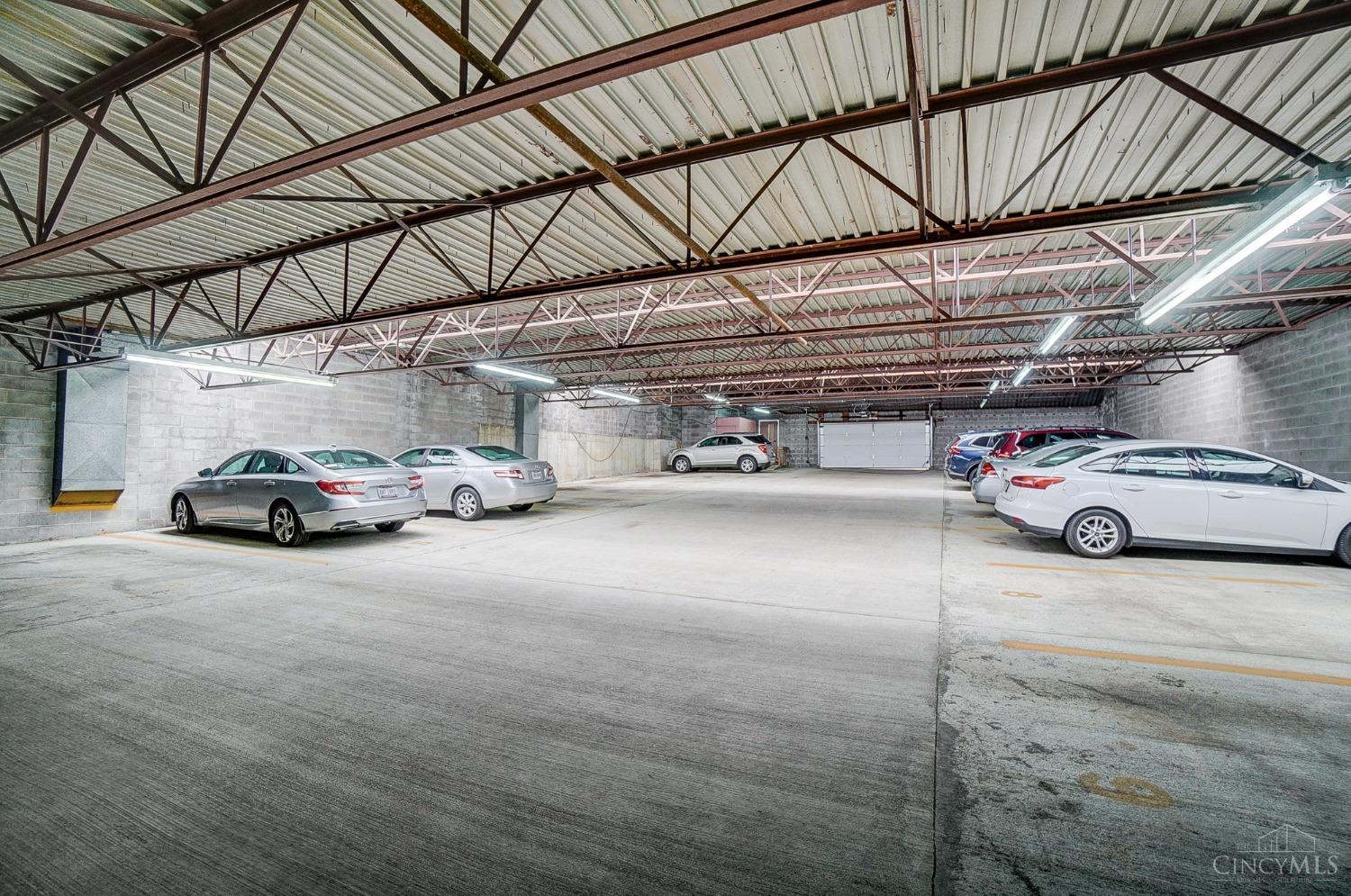 3646 Ashworth Drive 405