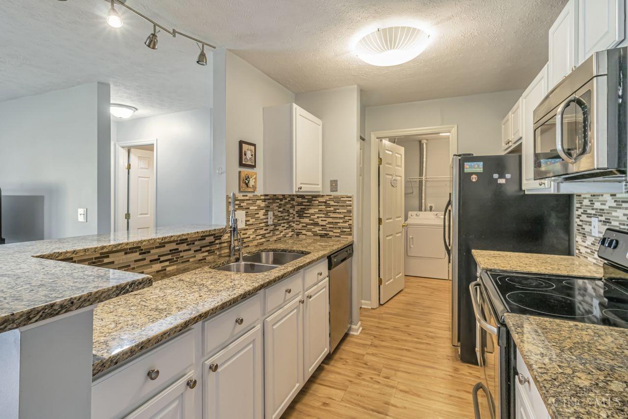 12091 Carrington Lane 103