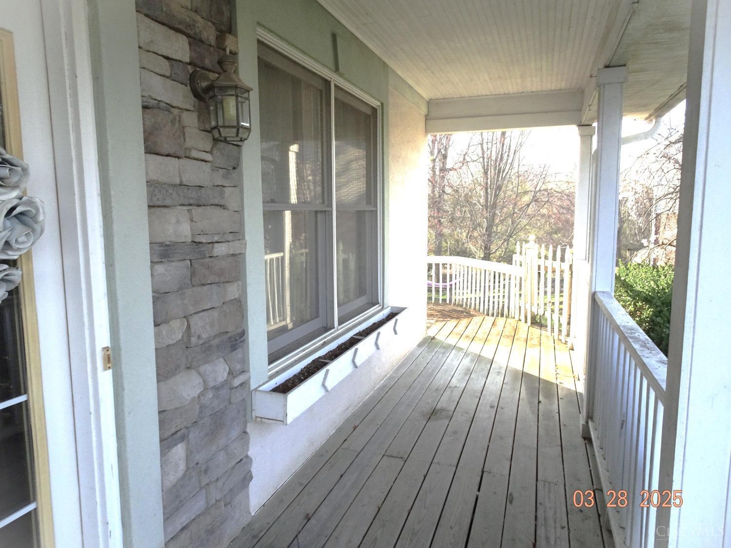3185 Tuscarora Court