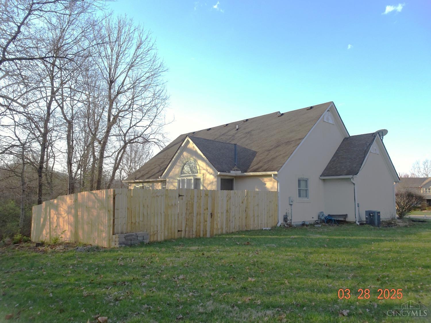 3185 Tuscarora Court