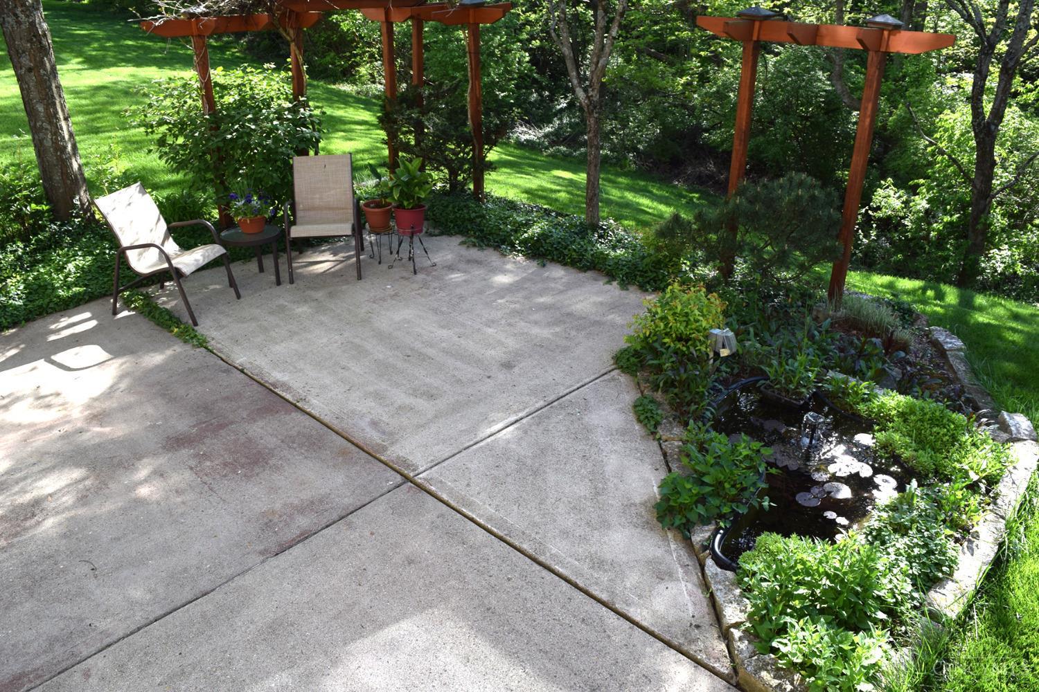 5433 Cecilia Court