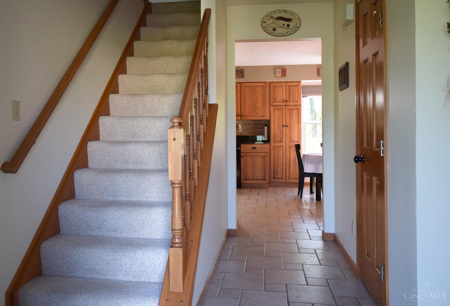 5433 Cecilia Court