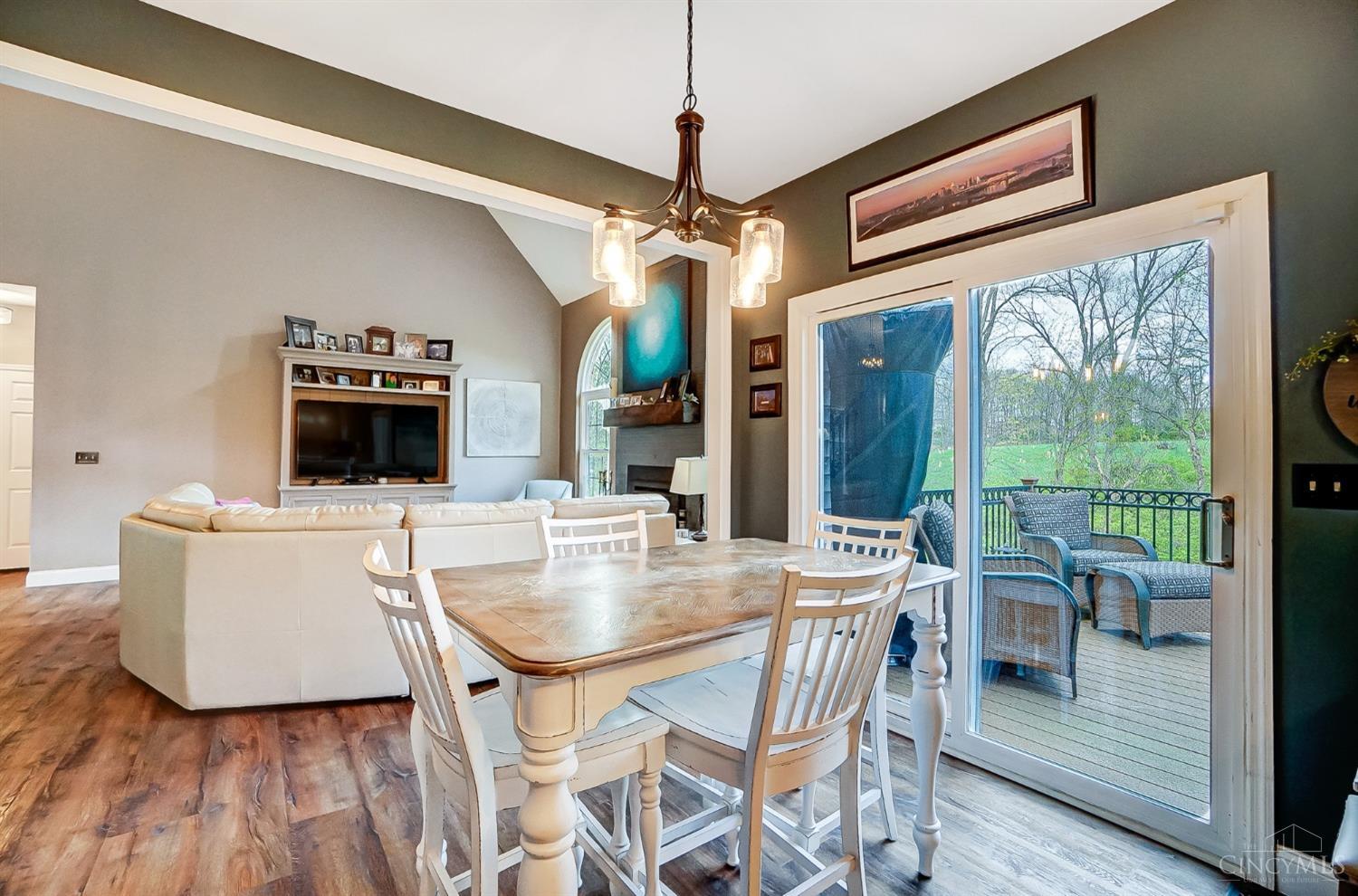 3876 Bremen Pass