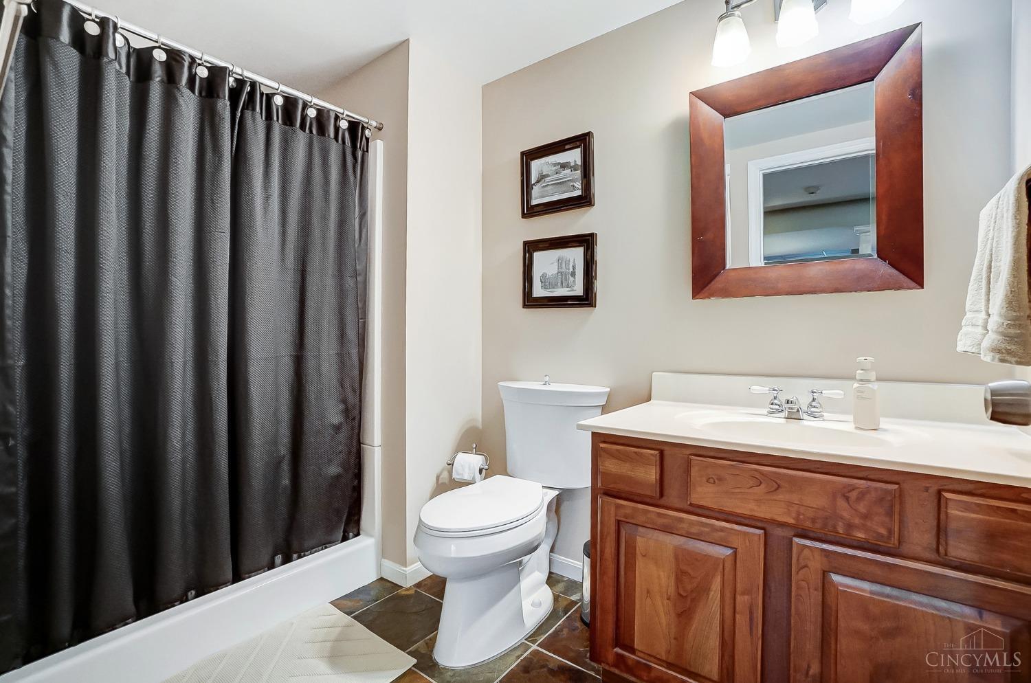 3876 Bremen Pass