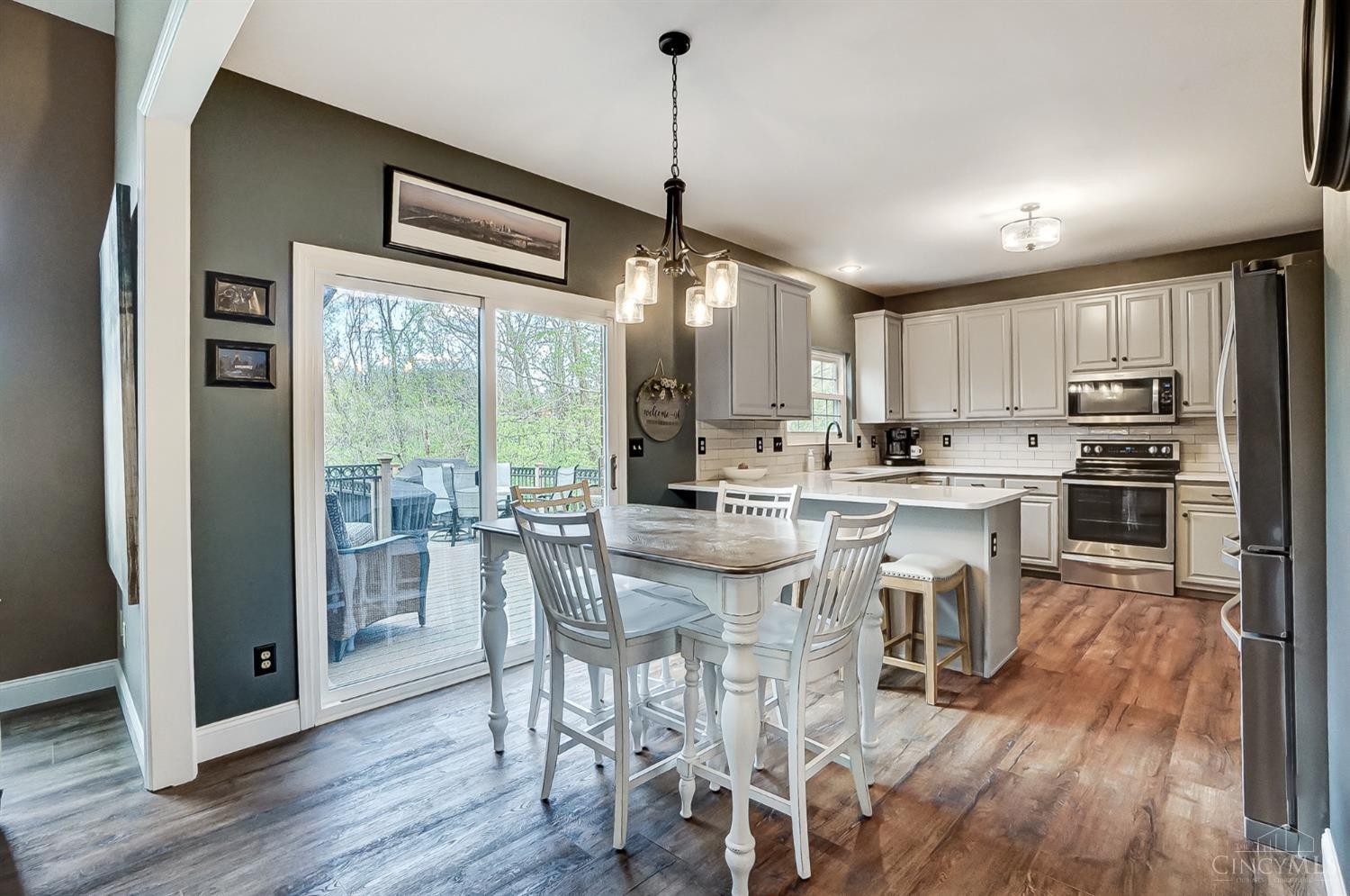 3876 Bremen Pass