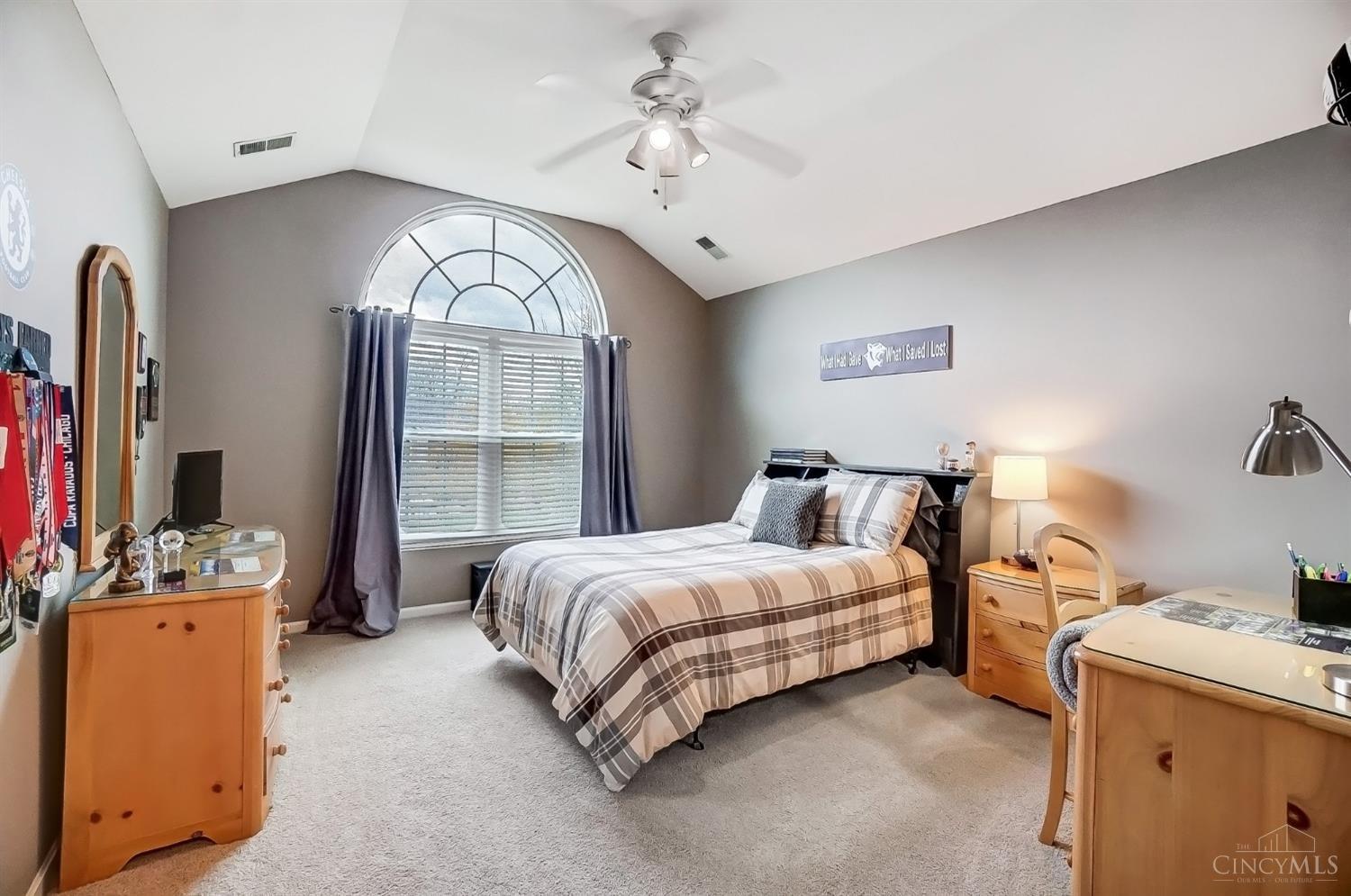 3876 Bremen Pass