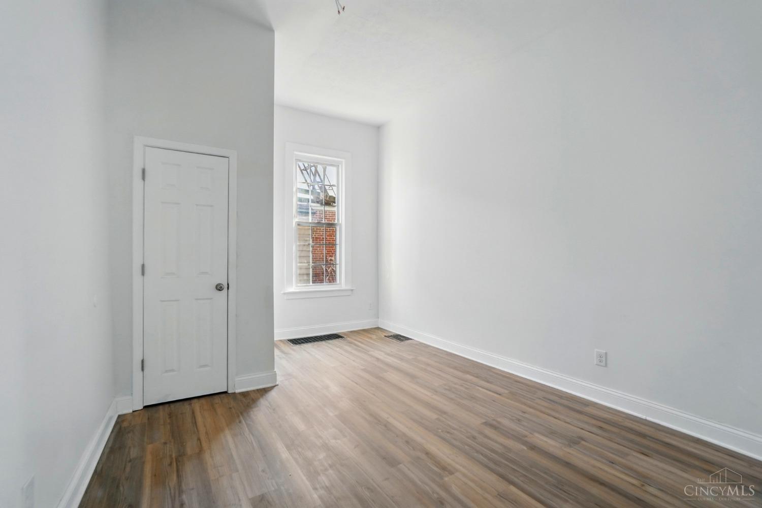 4417 Ashland Avenue
