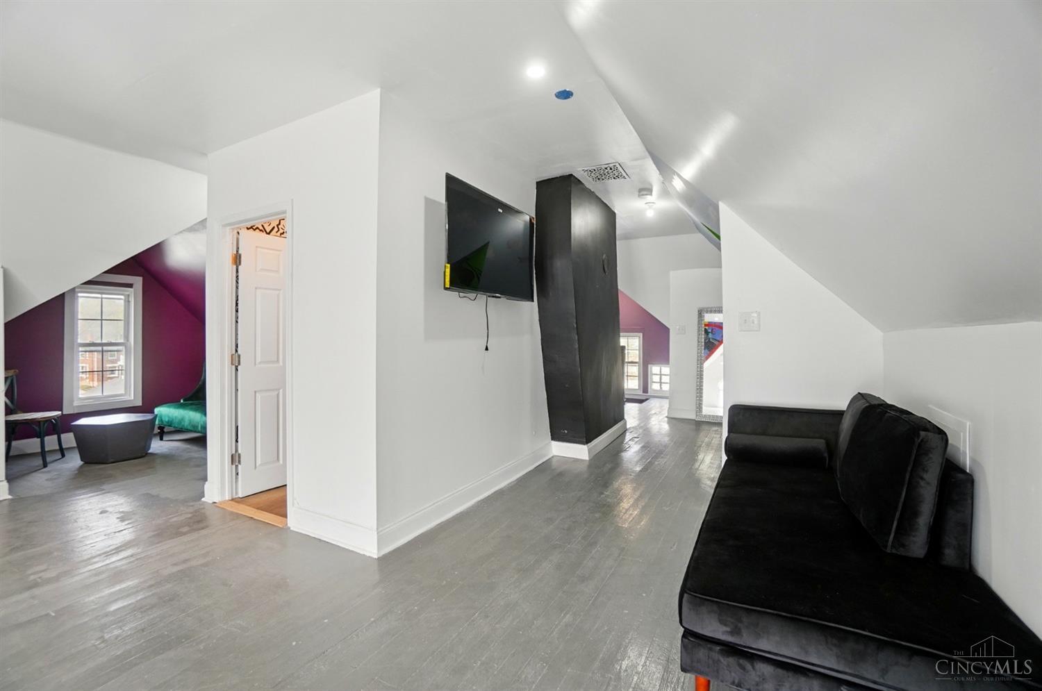 4417 Ashland Avenue