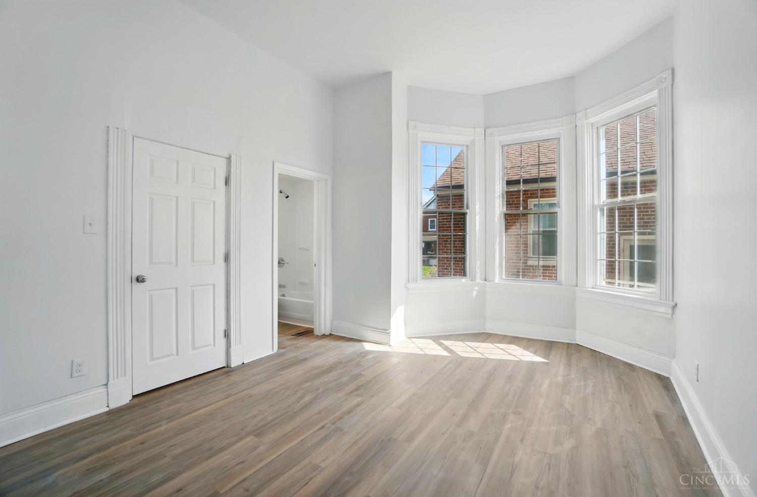 4417 Ashland Avenue