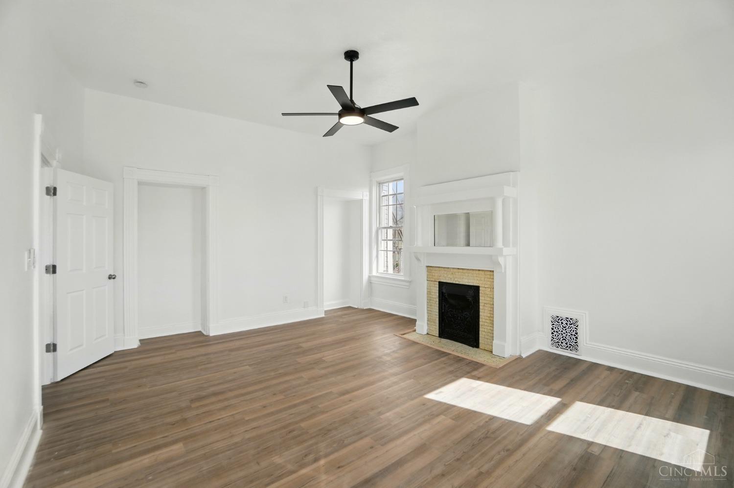 4417 Ashland Avenue