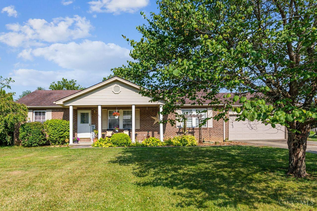 65 Douglas Circle