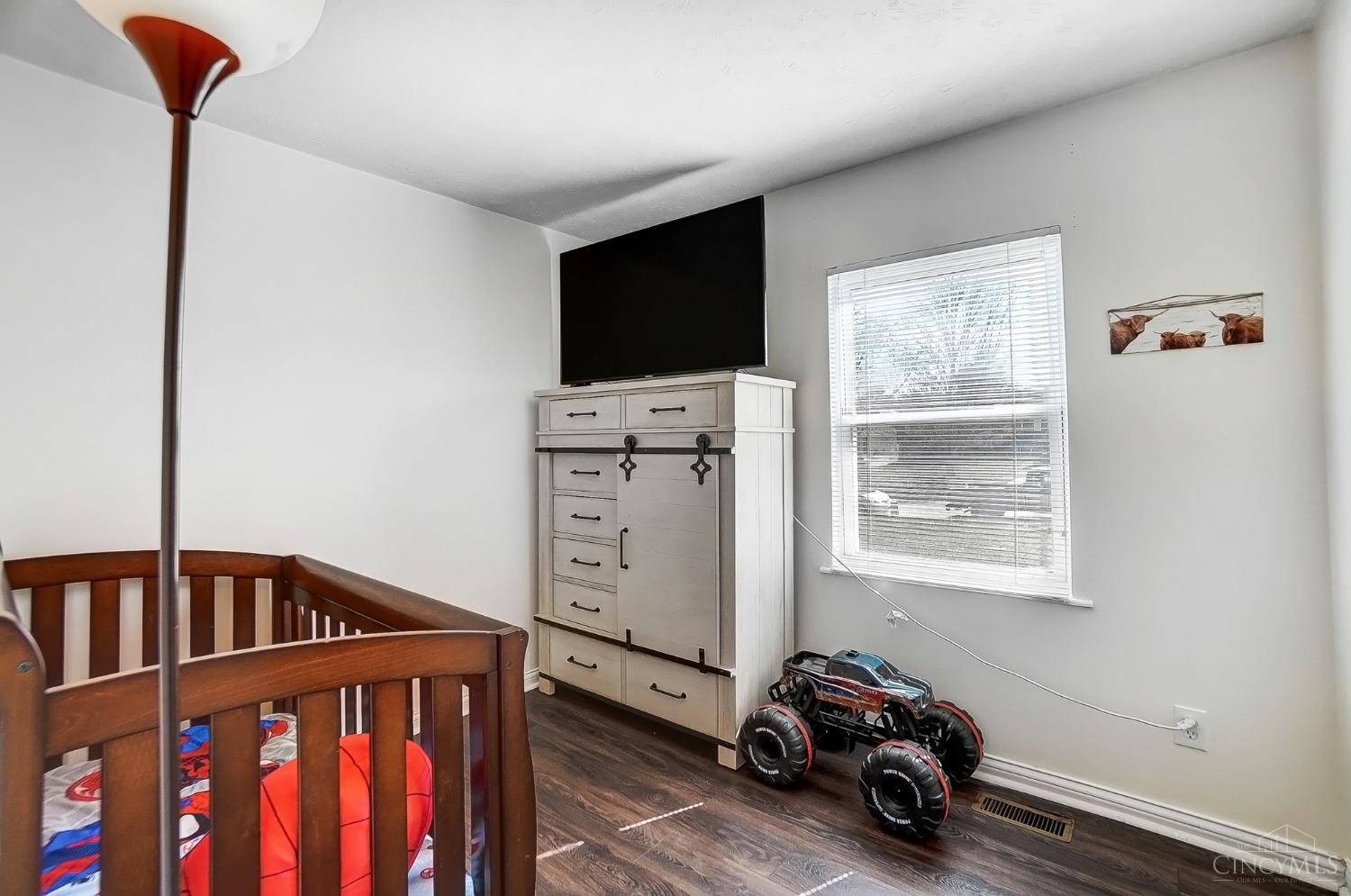 1512 Rolling Knoll Drive