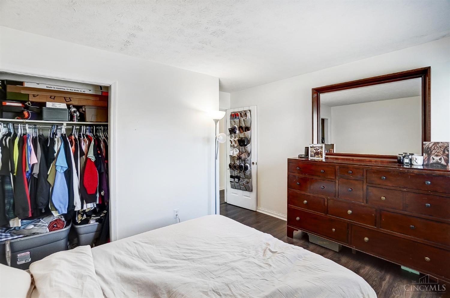 1512 Rolling Knoll Drive
