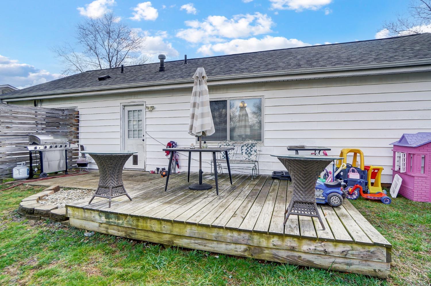1512 Rolling Knoll Drive