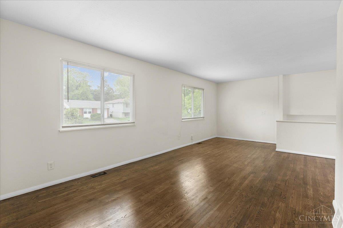 887 Halesworth Drive