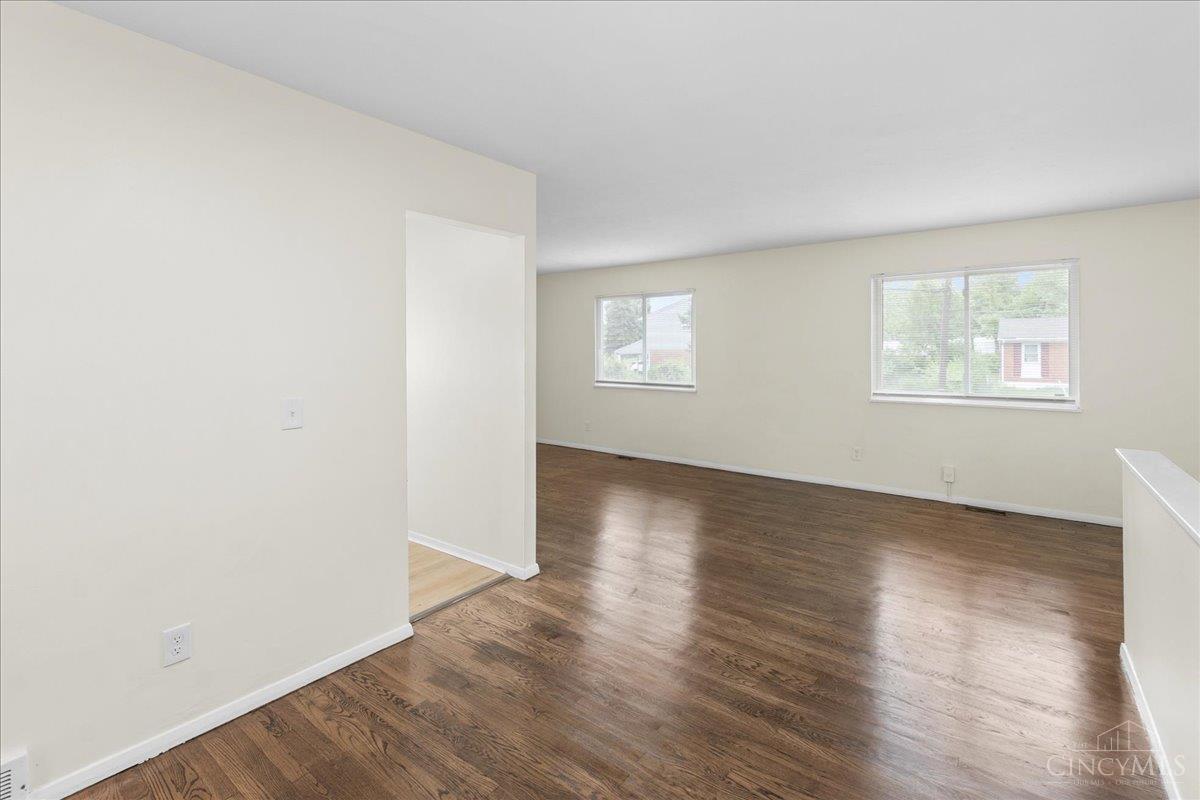 887 Halesworth Drive
