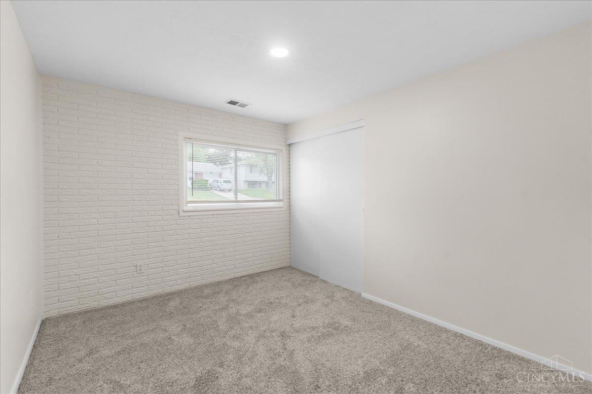 887 Halesworth Drive