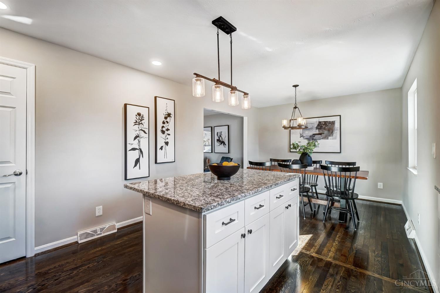 1837 Vanderbilt Drive