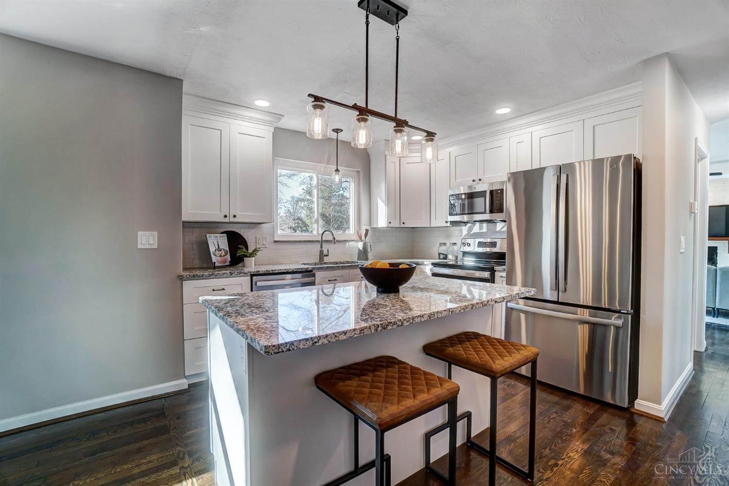 1837 Vanderbilt Drive