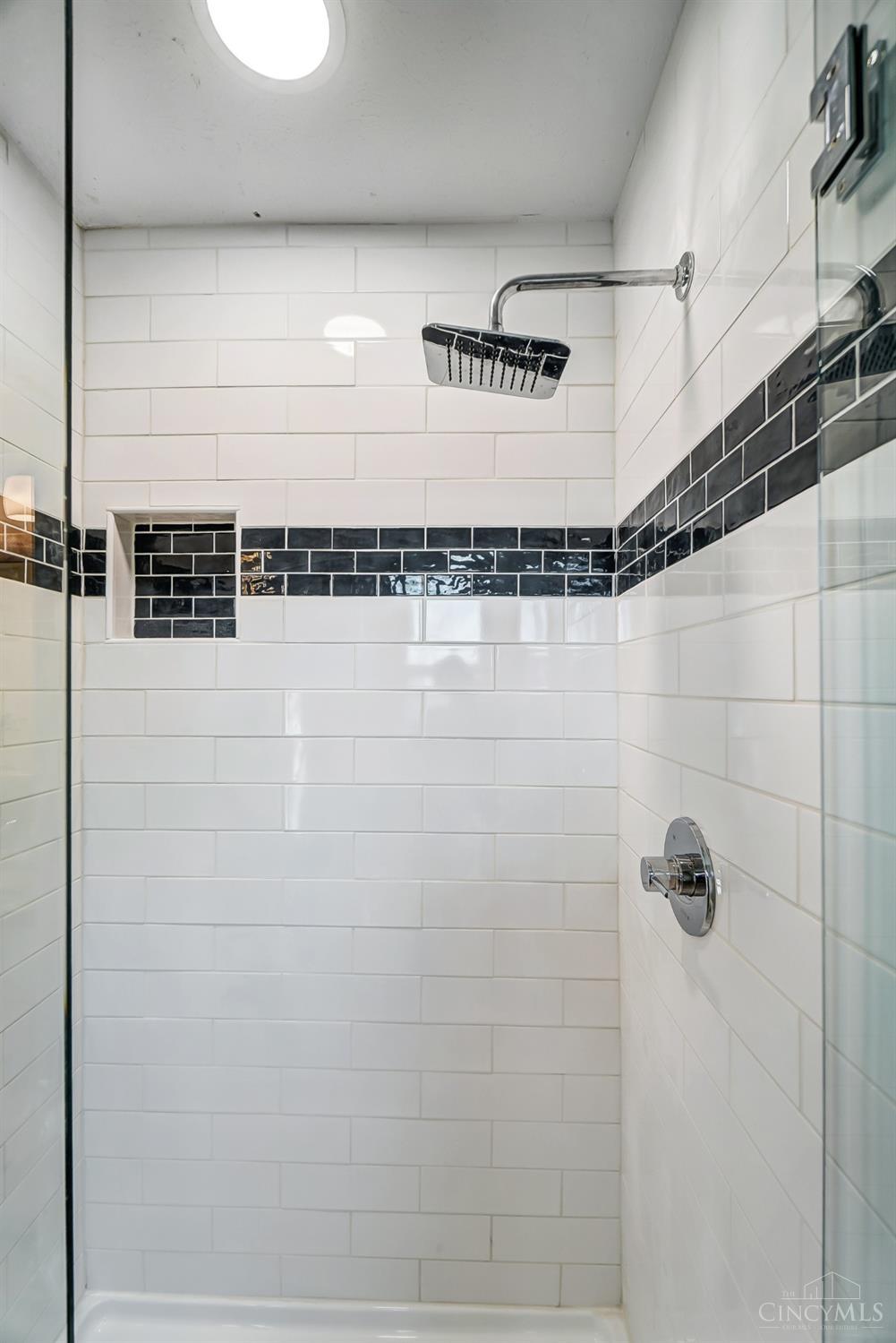 1837 Vanderbilt Drive