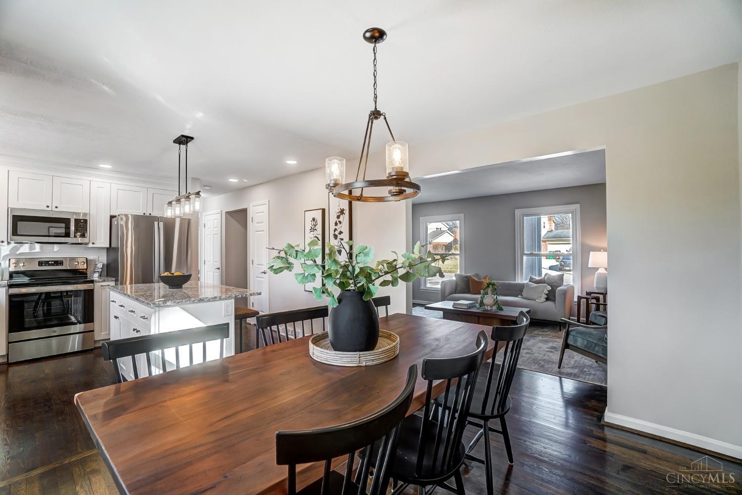 1837 Vanderbilt Drive