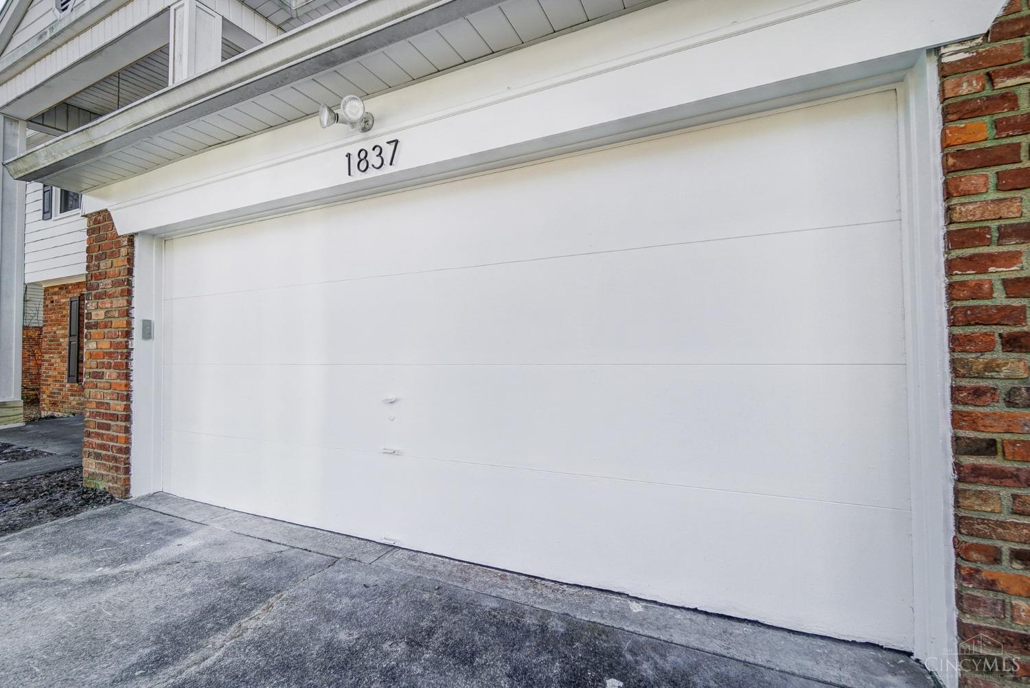 1837 Vanderbilt Drive