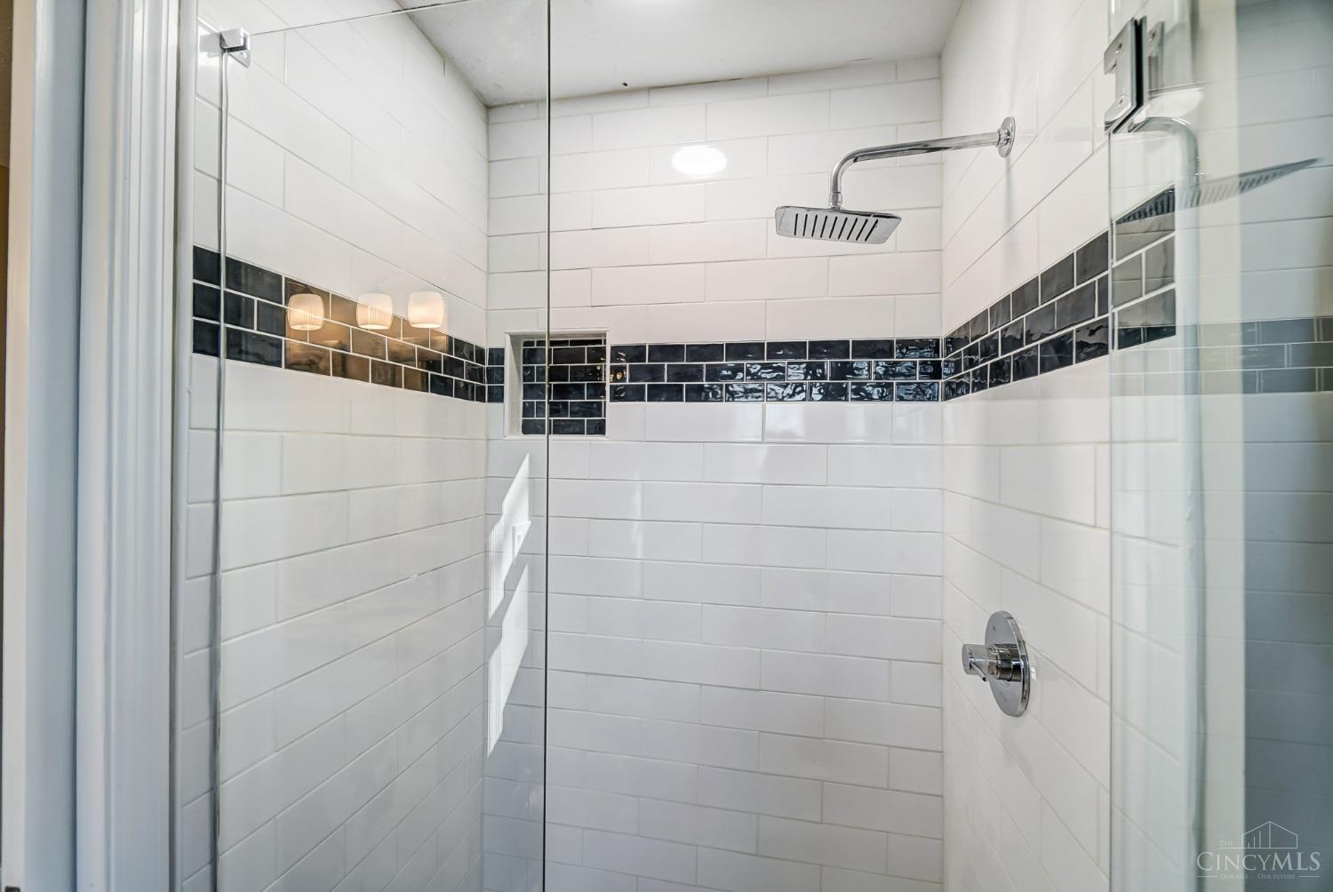 1837 Vanderbilt Drive